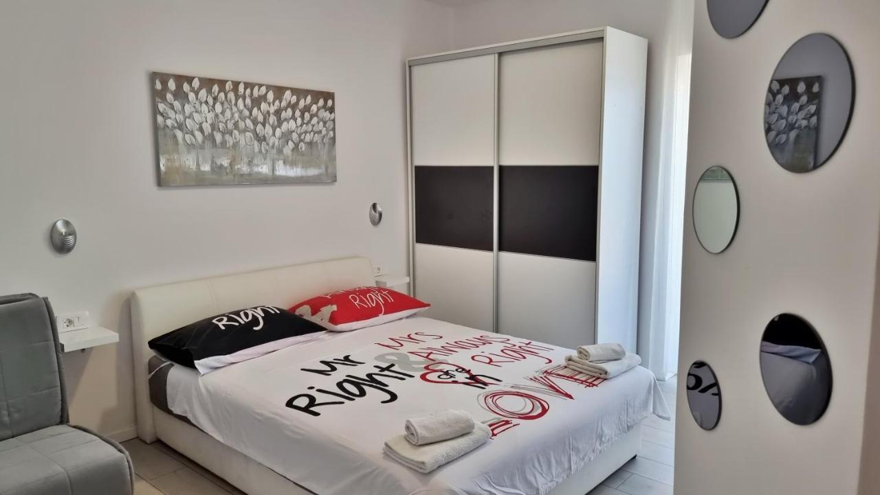 Apartment Milana Duce Exterior photo
